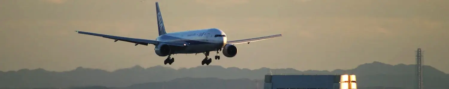 飛行機のフリー写真素材